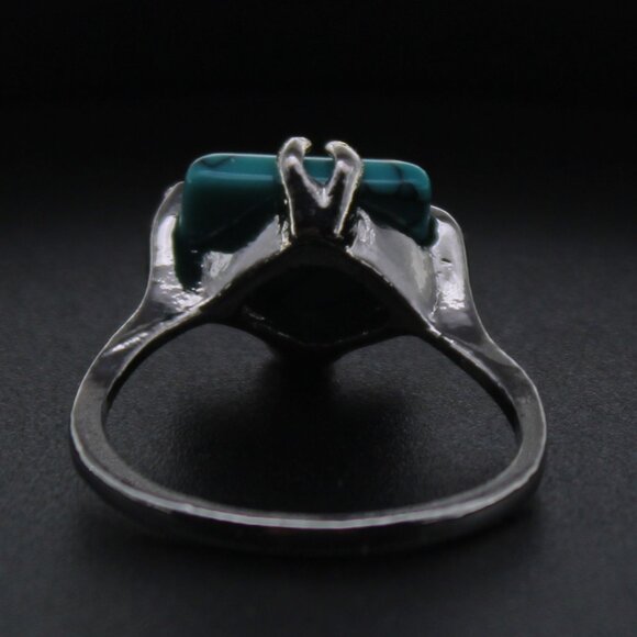 124251-US 8 Rectangle Blue Ring. - Picture 4 of 6